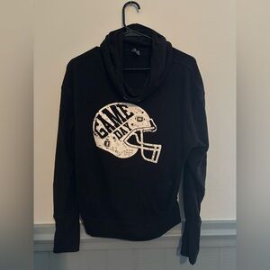 Black Game Day Pull Over